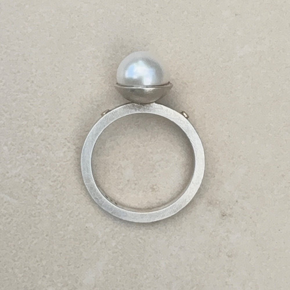 North Light Ring
