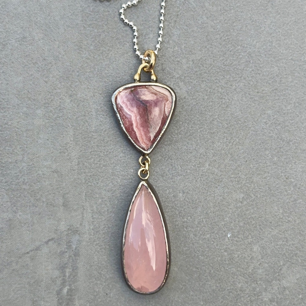 Rose Current Necklace